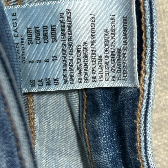 American Eagle Ripped Jeans - Picture 3 of 3